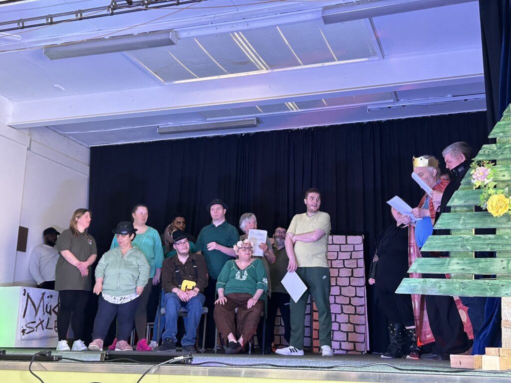 Mansfield Drama Group’s Dazzling First Performance